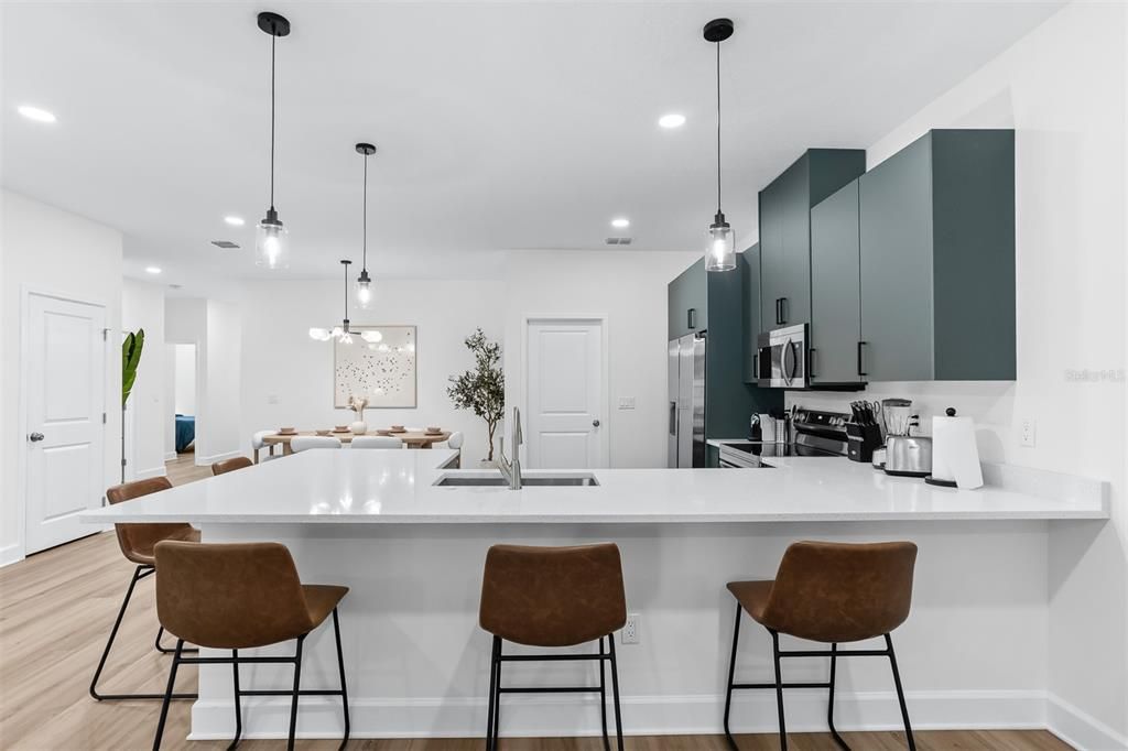 En Venta: $874,900 (6 camas, 0 baños, 3656 Pies cuadrados)