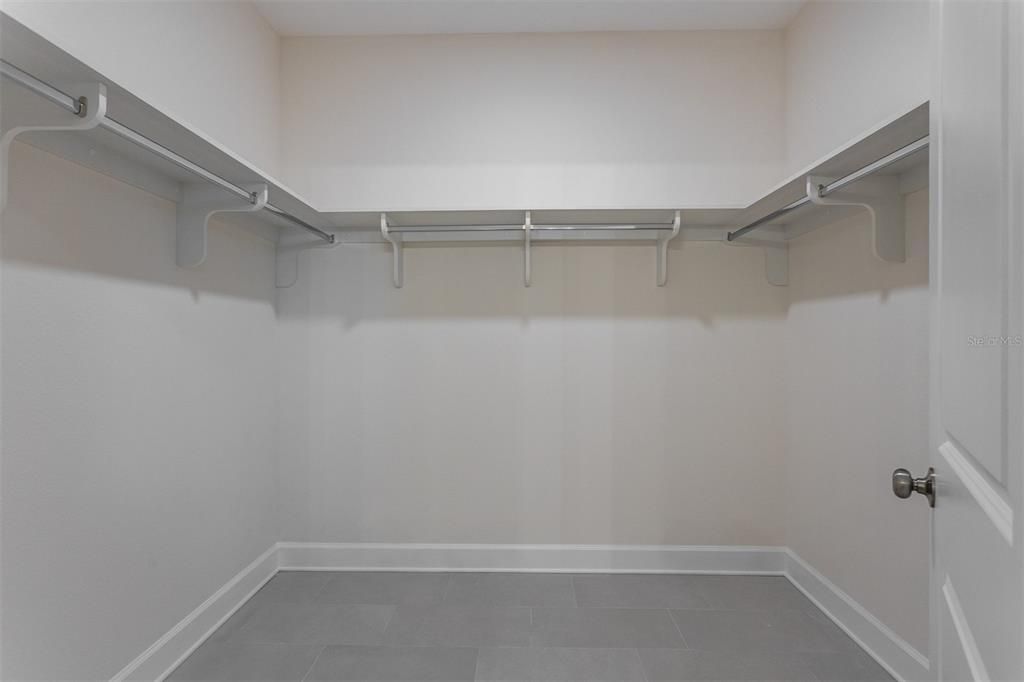 En Venta: $874,900 (6 camas, 0 baños, 3656 Pies cuadrados)