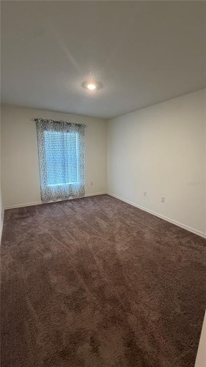 For Rent: $2,250 (3 beds, 2 baths, 1690 Square Feet)