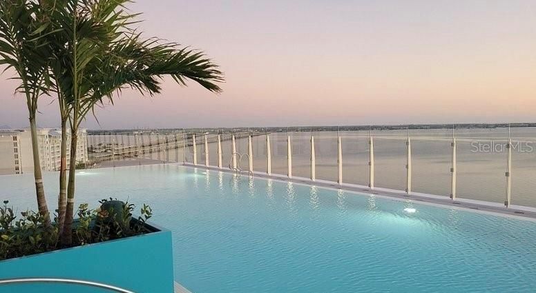 待售: $14,000 (0.11 acres)