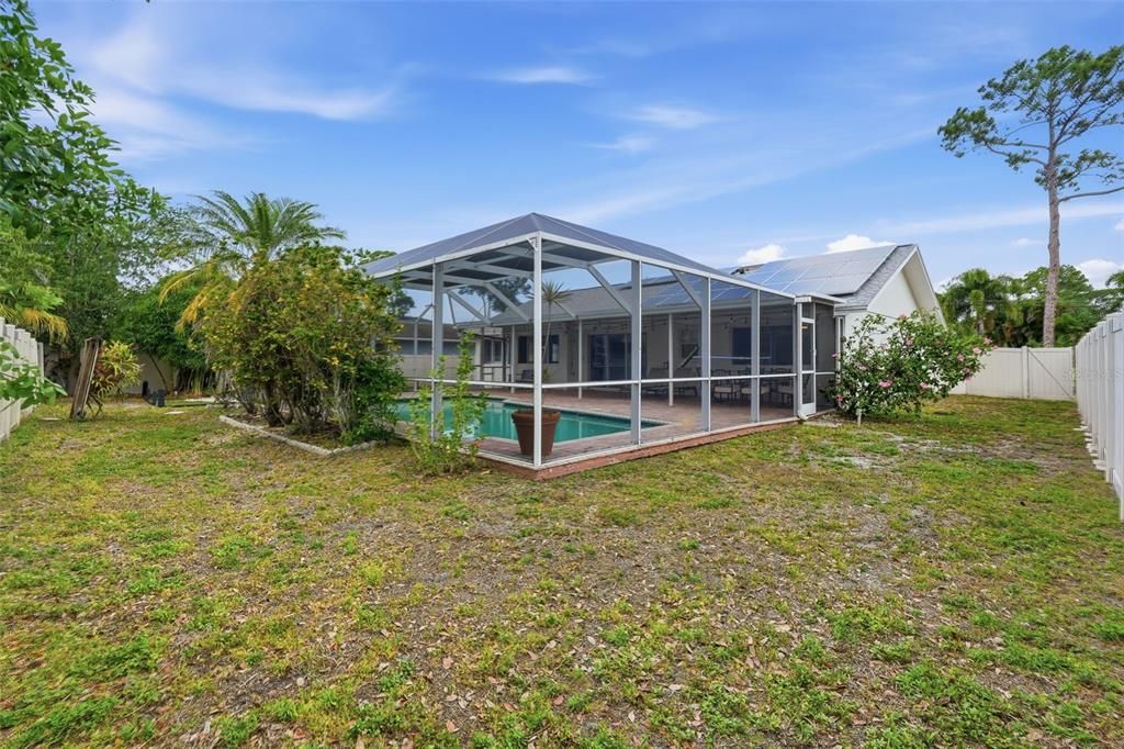 En Venta: $624,900 (3 camas, 2 baños, 1555 Pies cuadrados)