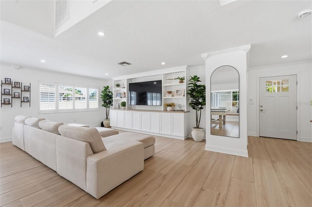 En Venta: $624,900 (3 camas, 2 baños, 1555 Pies cuadrados)
