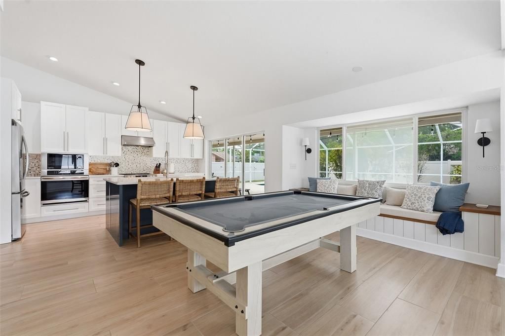 En Venta: $624,900 (3 camas, 2 baños, 1555 Pies cuadrados)