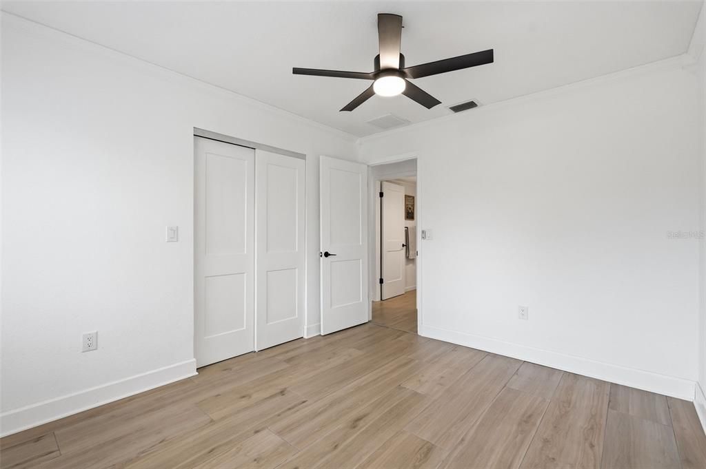 En Venta: $624,900 (3 camas, 2 baños, 1555 Pies cuadrados)