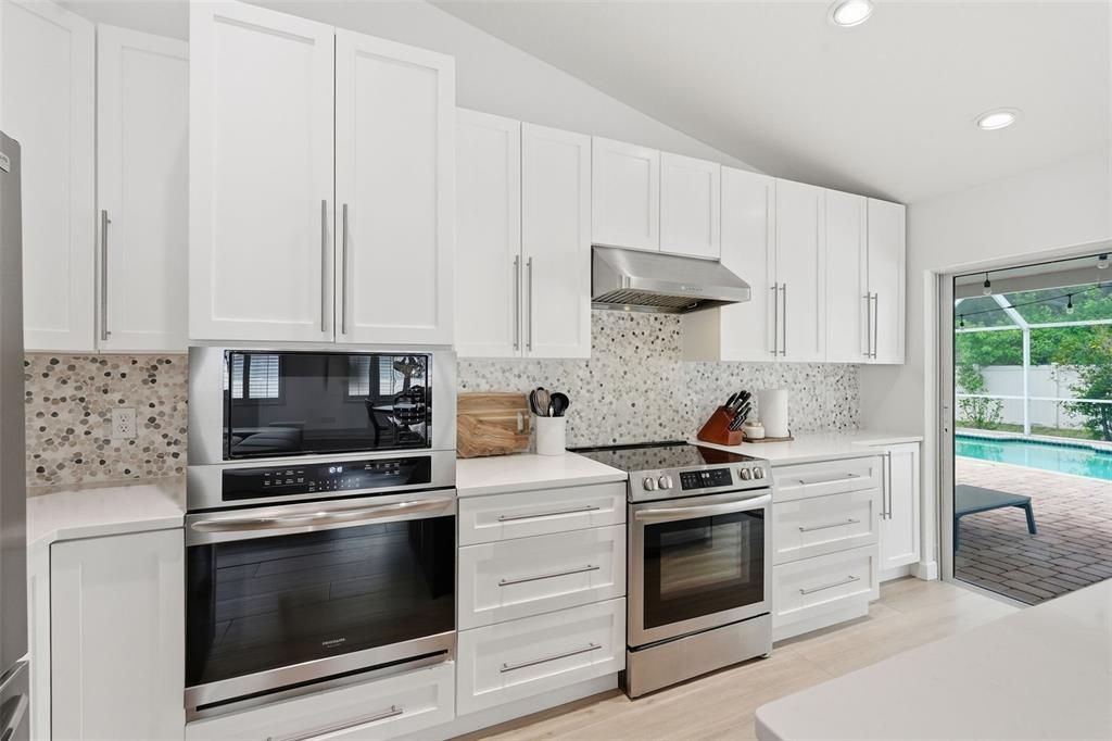 En Venta: $624,900 (3 camas, 2 baños, 1555 Pies cuadrados)