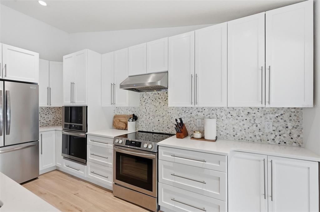 En Venta: $624,900 (3 camas, 2 baños, 1555 Pies cuadrados)