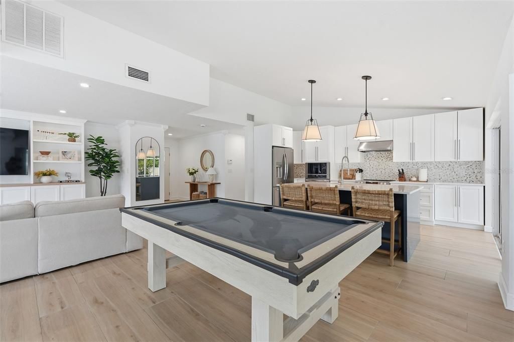 En Venta: $624,900 (3 camas, 2 baños, 1555 Pies cuadrados)