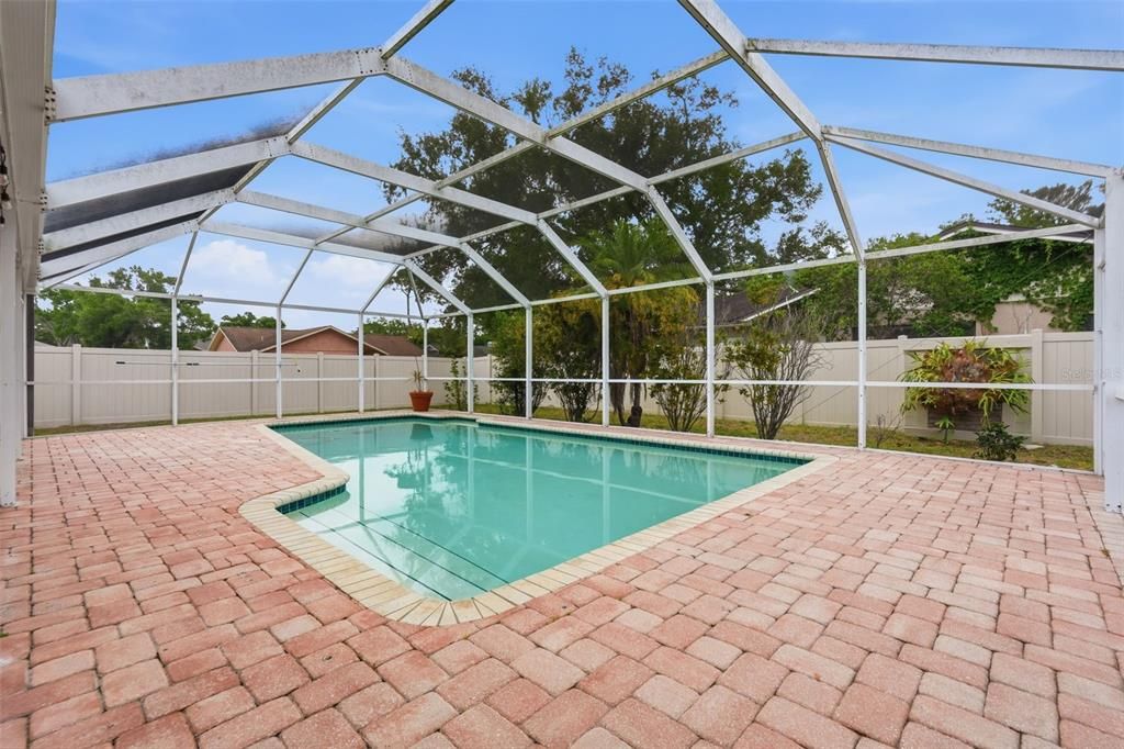 En Venta: $624,900 (3 camas, 2 baños, 1555 Pies cuadrados)
