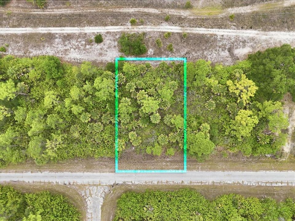 На продажу: $30,000 (0.23 acres)