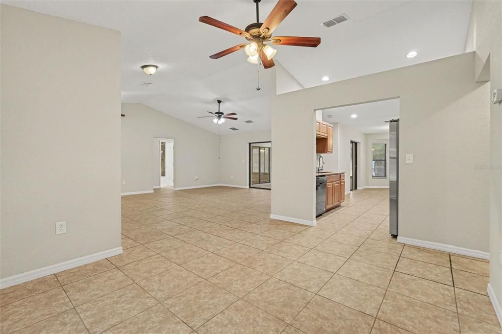 For Sale: $334,900 (3 beds, 2 baths, 1790 Square Feet)