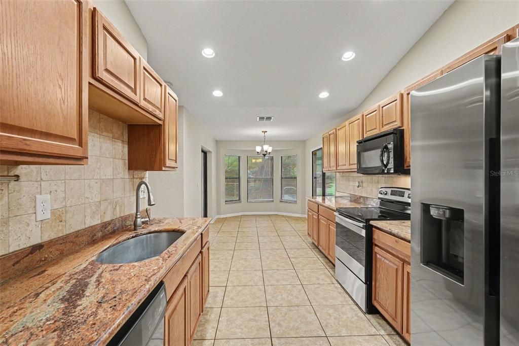 For Sale: $334,900 (3 beds, 2 baths, 1790 Square Feet)