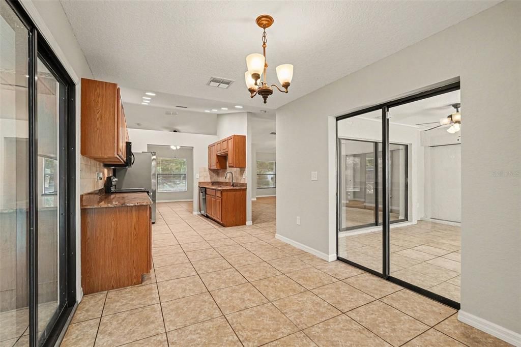 For Sale: $334,900 (3 beds, 2 baths, 1790 Square Feet)