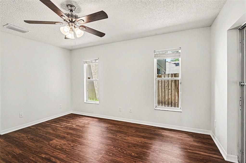 For Sale: $369,900 (4 beds, 2 baths, 1624 Square Feet)