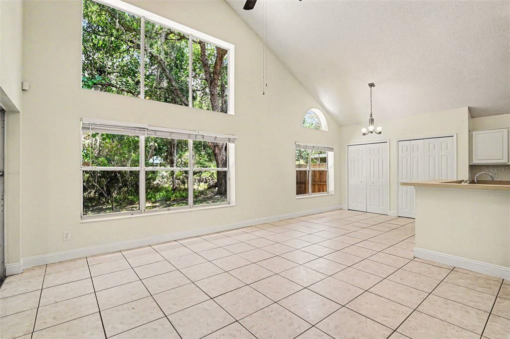 For Sale: $369,900 (4 beds, 2 baths, 1624 Square Feet)
