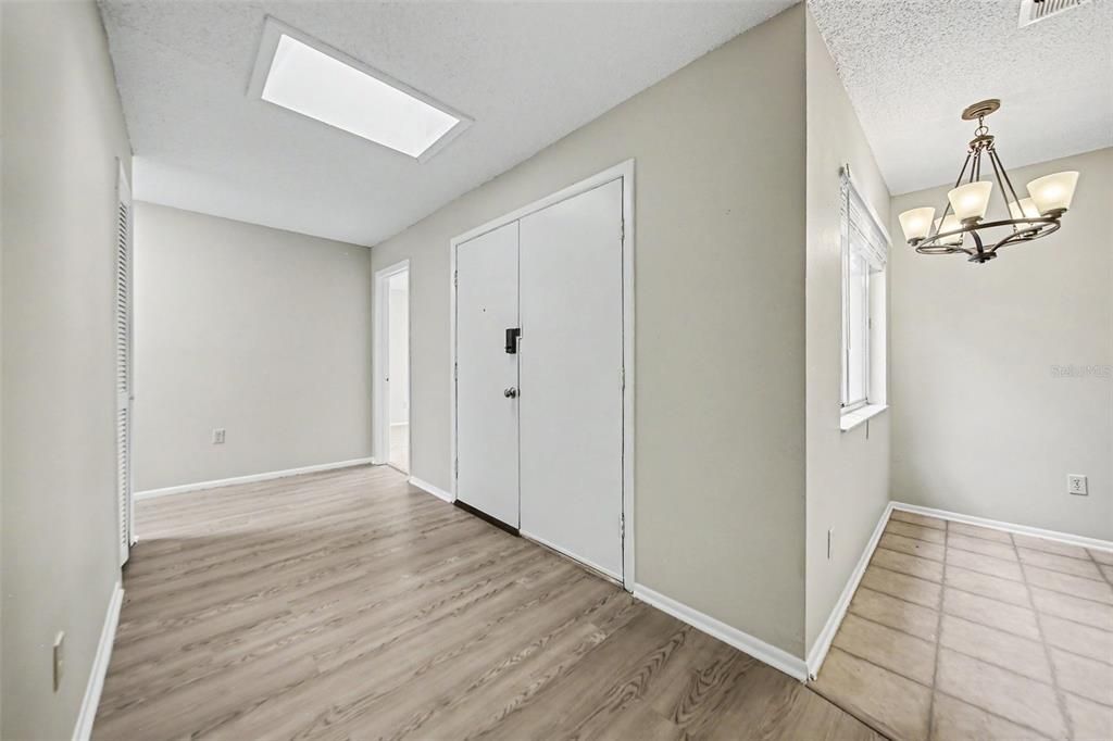 На продажу: $349,900 (3 спален, 2 ванн, 1509 Квадратных фут)
