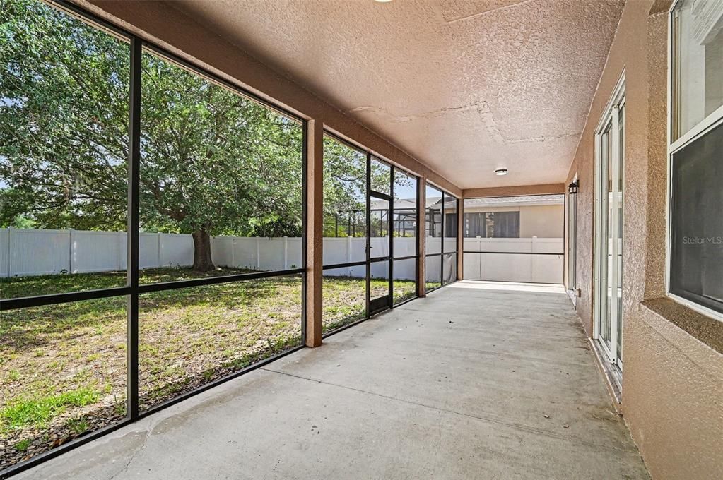 En Venta: $574,900 (5 camas, 2 baños, 2272 Pies cuadrados)