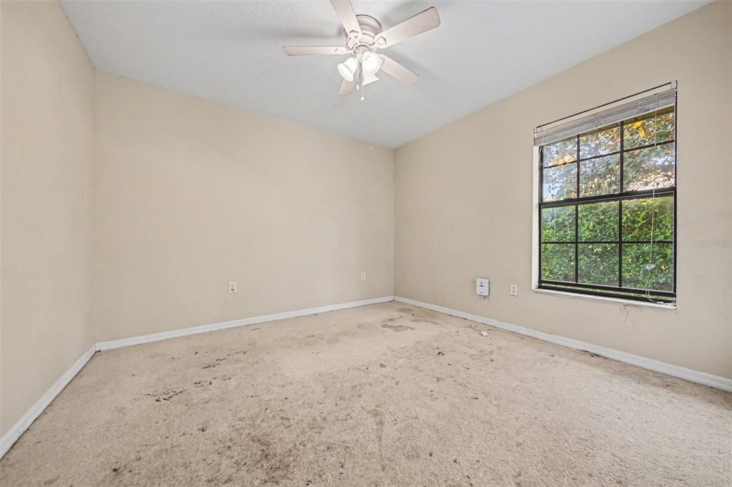 For Sale: $284,900 (3 beds, 2 baths, 1470 Square Feet)
