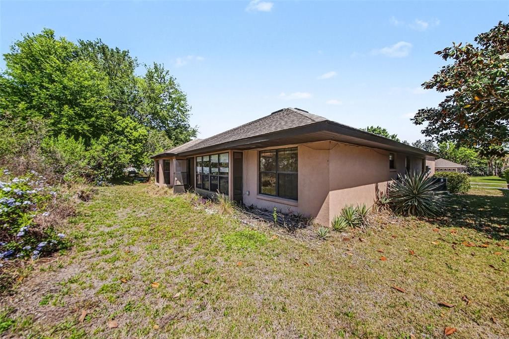 For Sale: $284,900 (3 beds, 2 baths, 1470 Square Feet)