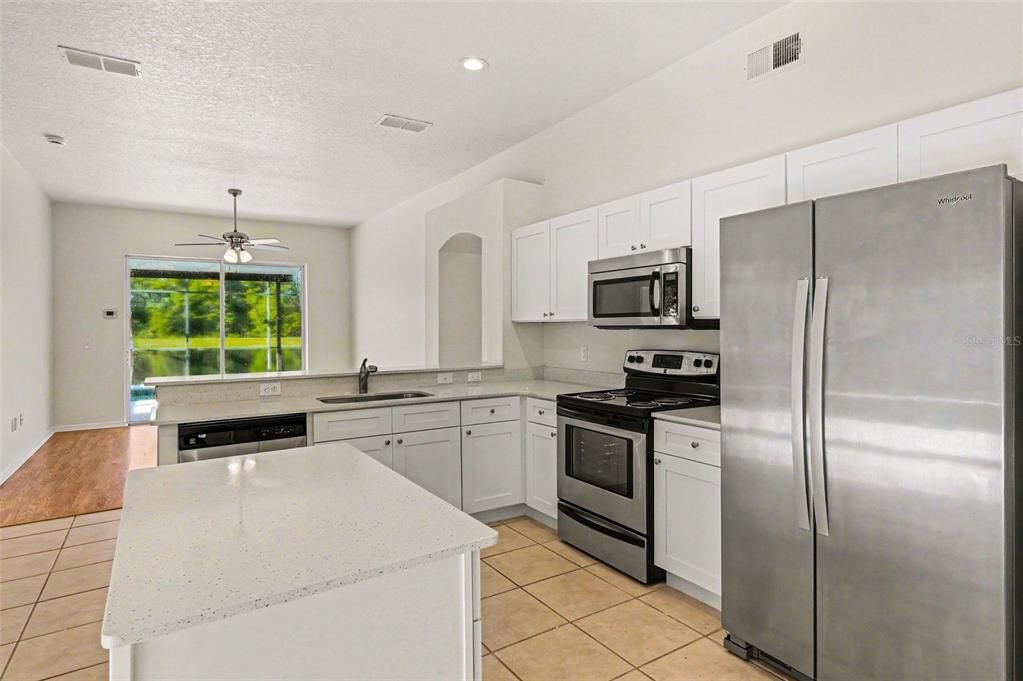 Active With Contract: $434,900 (3 beds, 2 baths, 1815 Square Feet)