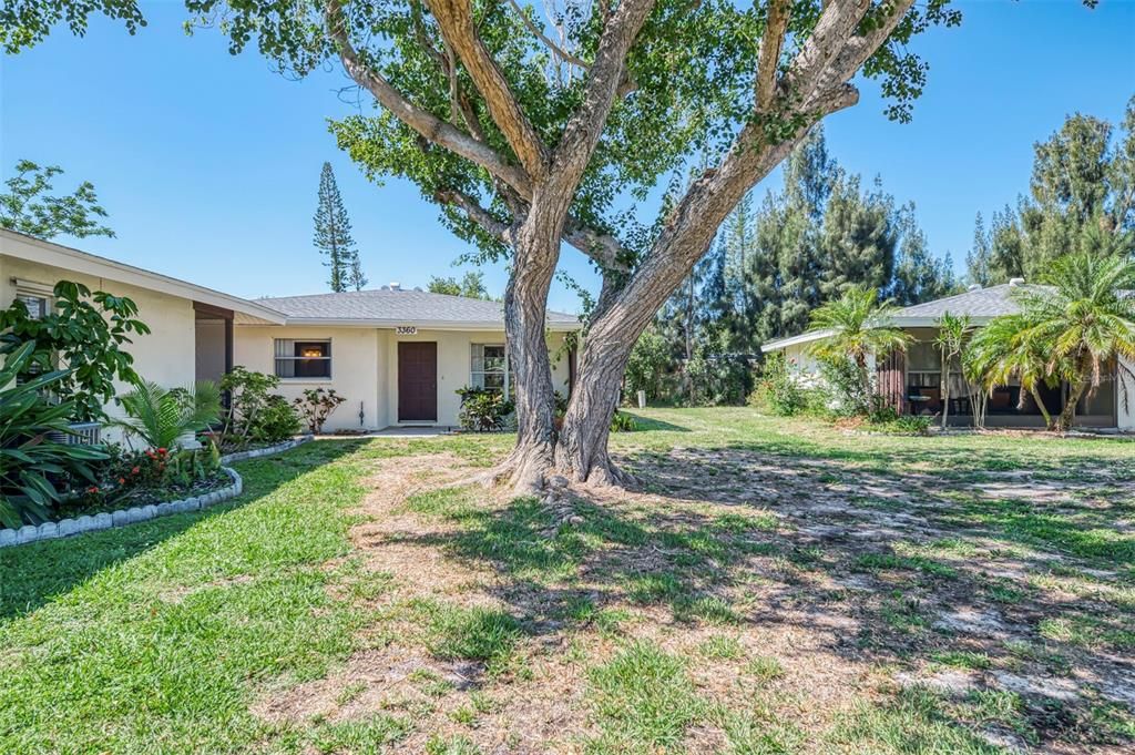For Sale: $174,900 (2 beds, 2 baths, 1003 Square Feet)