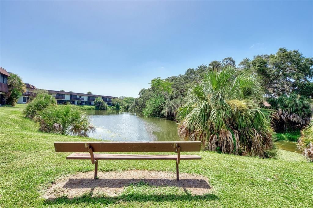 For Sale: $174,900 (2 beds, 2 baths, 1003 Square Feet)