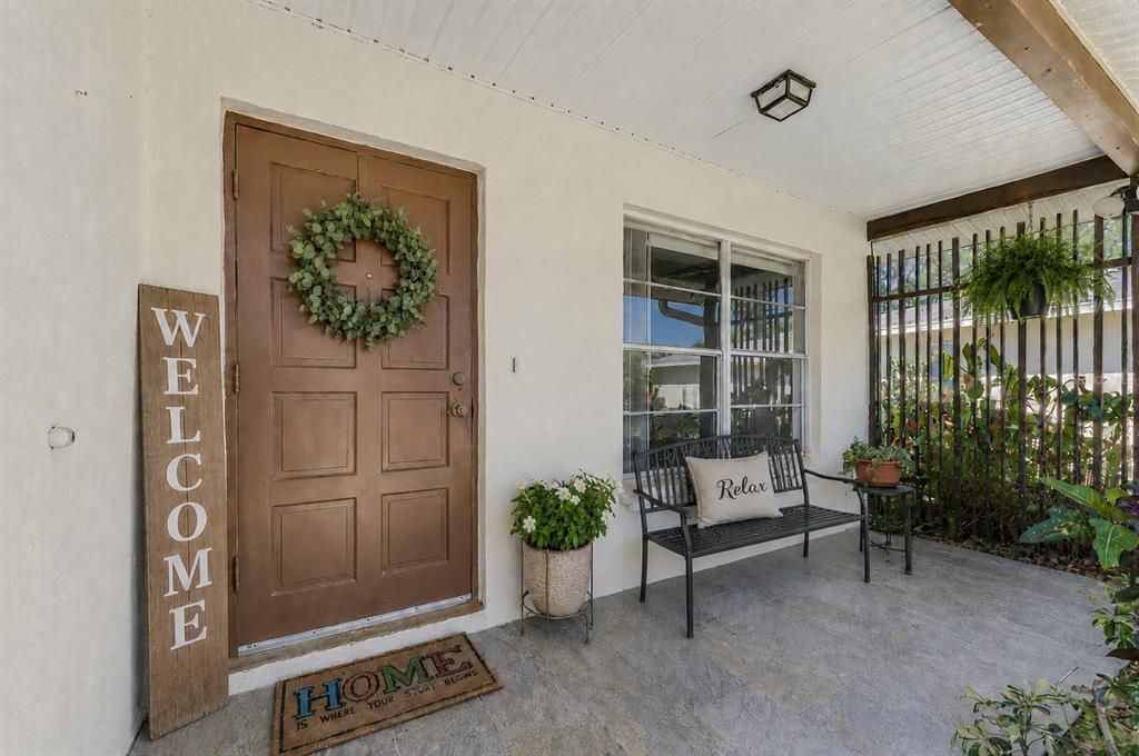 For Sale: $174,900 (2 beds, 2 baths, 1003 Square Feet)