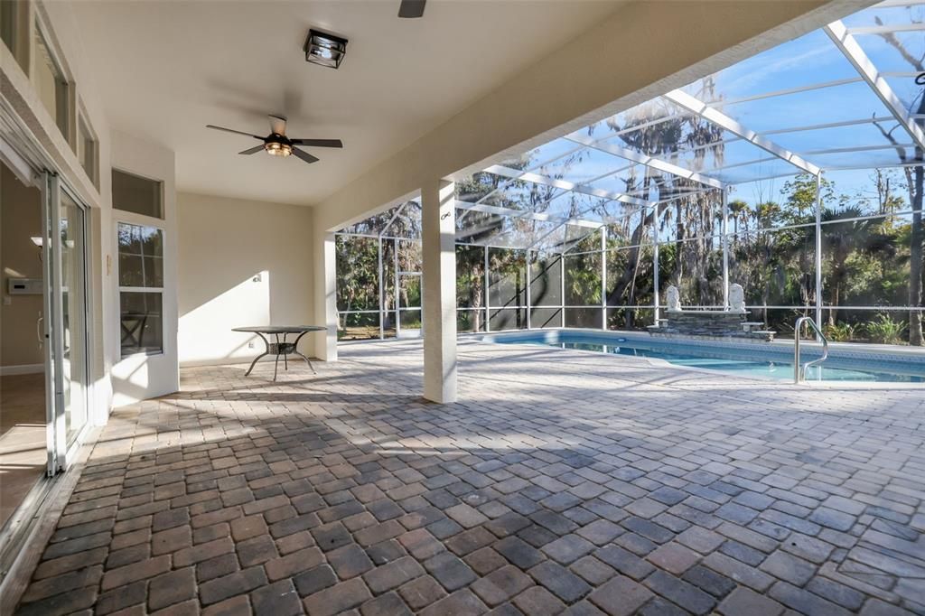 For Sale: $899,000 (4 beds, 3 baths, 3603 Square Feet)