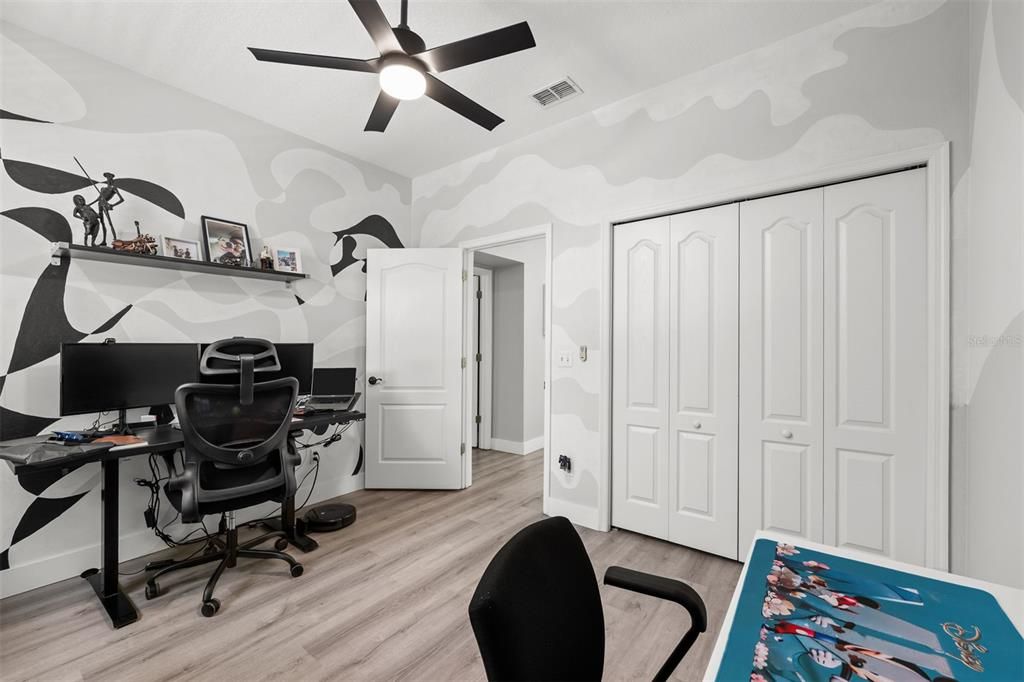 En Venta: $649,900 (5 camas, 2 baños, 2803 Pies cuadrados)