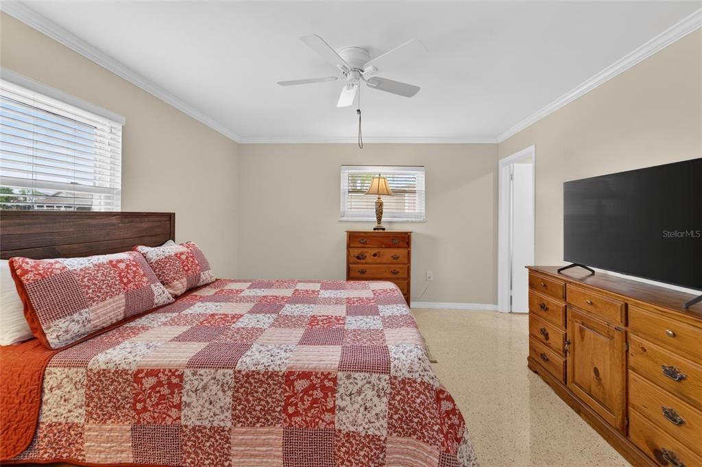 For Rent: $1,950 (2 beds, 2 baths, 1582 Square Feet)