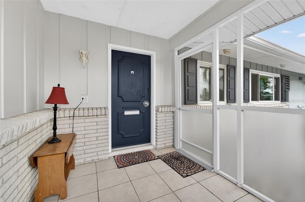 For Rent: $1,950 (2 beds, 2 baths, 1582 Square Feet)
