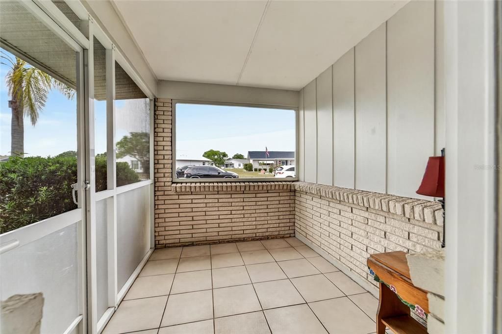 For Rent: $1,950 (2 beds, 2 baths, 1582 Square Feet)