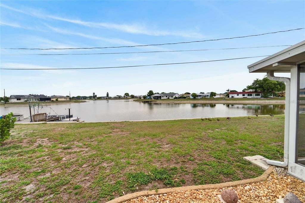 For Rent: $1,950 (2 beds, 2 baths, 1582 Square Feet)