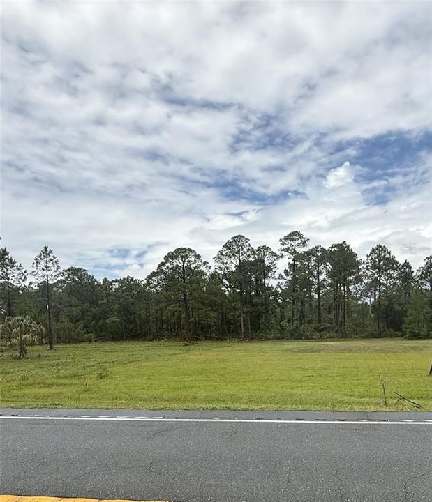 For Sale: $95,000 (1.01 acres)