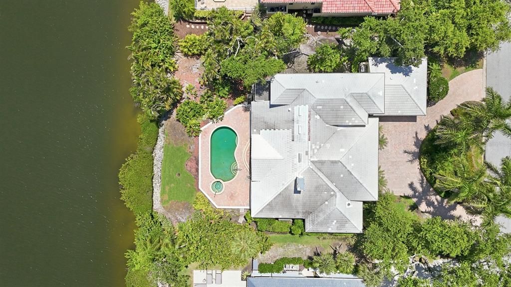 For Sale: $1,699,000 (4 beds, 4 baths, 3639 Square Feet)