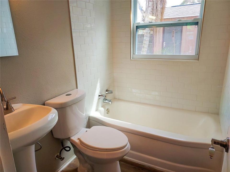 En Venta: $269,900 (3 camas, 2 baños, 1264 Pies cuadrados)