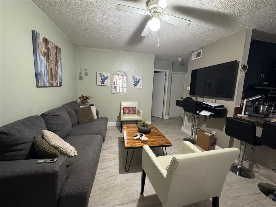 Active With Contract: $290,000 (4 beds, 2 baths, 1327 Square Feet)