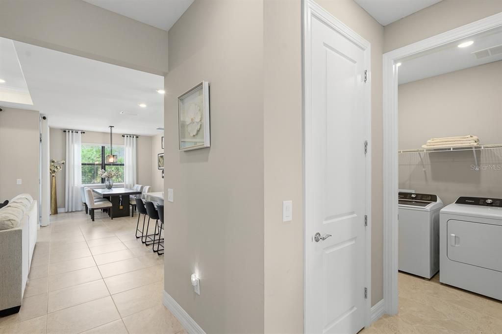 En Venta: $274,000 (3 camas, 2 baños, 1661 Pies cuadrados)