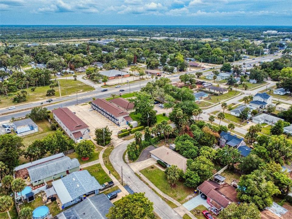На продажу: $399,900 (3 спален, 2 ванн, 1040 Квадратных фут)
