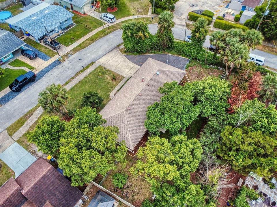 На продажу: $399,900 (3 спален, 2 ванн, 1040 Квадратных фут)