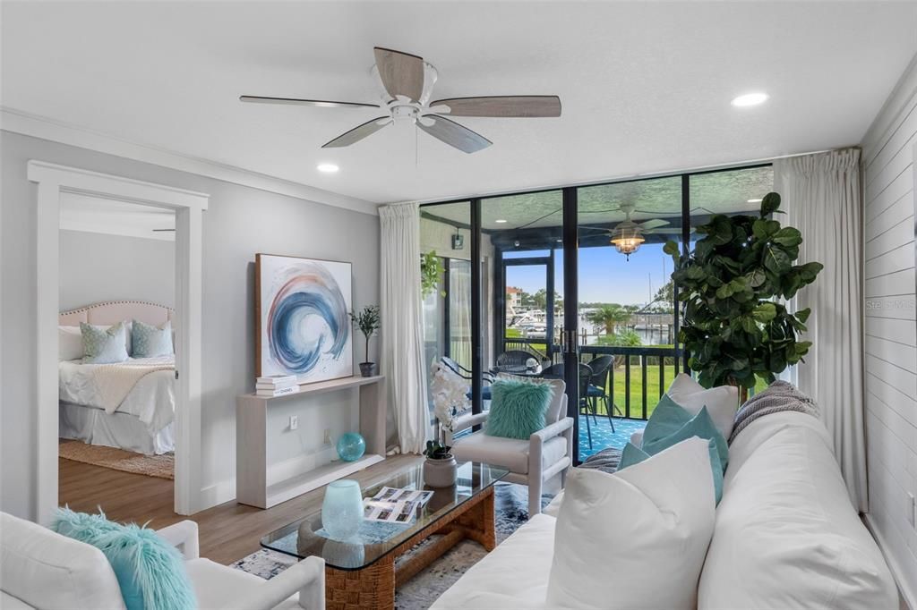 For Sale: $398,900 (2 beds, 2 baths, 1065 Square Feet)