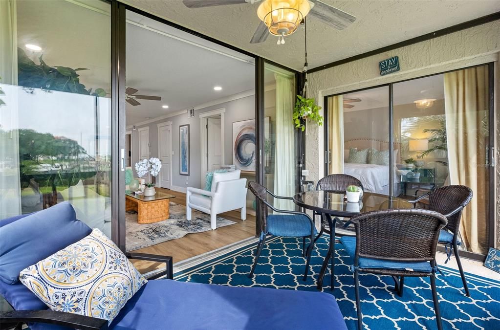 For Sale: $398,900 (2 beds, 2 baths, 1065 Square Feet)