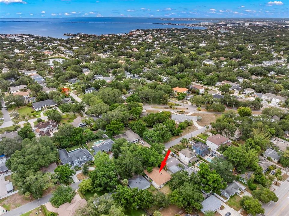 En Venta: $974,000 (4 camas, 2 baños, 2017 Pies cuadrados)