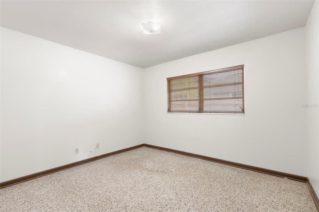 En Venta: $974,000 (4 camas, 2 baños, 2017 Pies cuadrados)