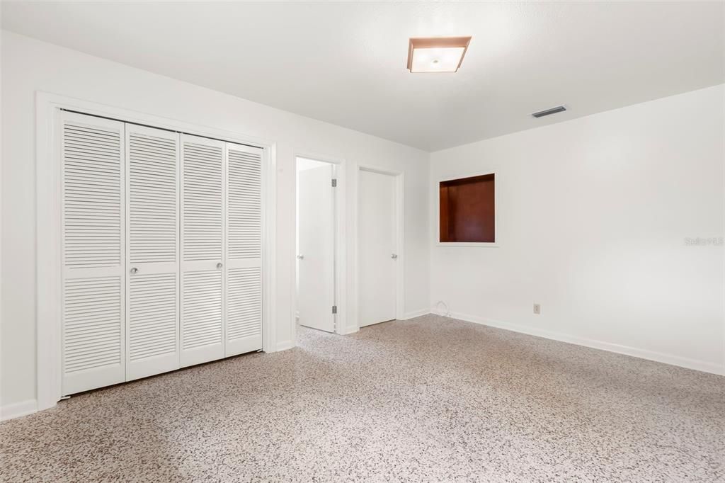 En Venta: $974,000 (4 camas, 2 baños, 2017 Pies cuadrados)