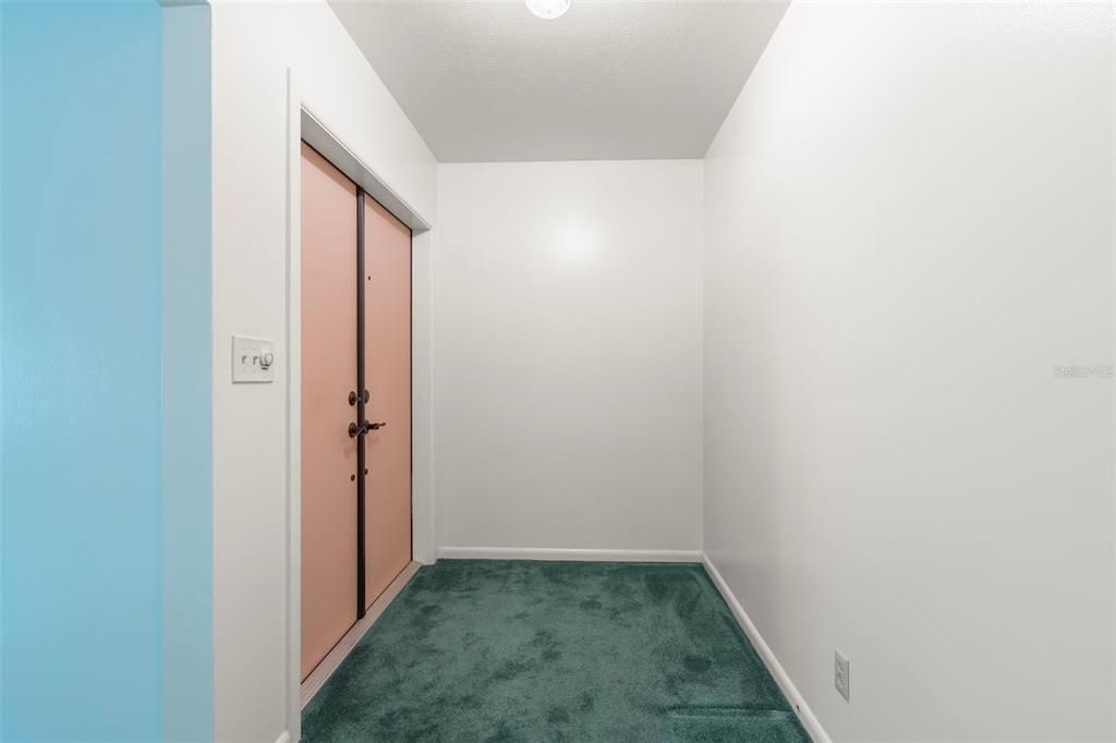 En Venta: $974,000 (4 camas, 2 baños, 2017 Pies cuadrados)