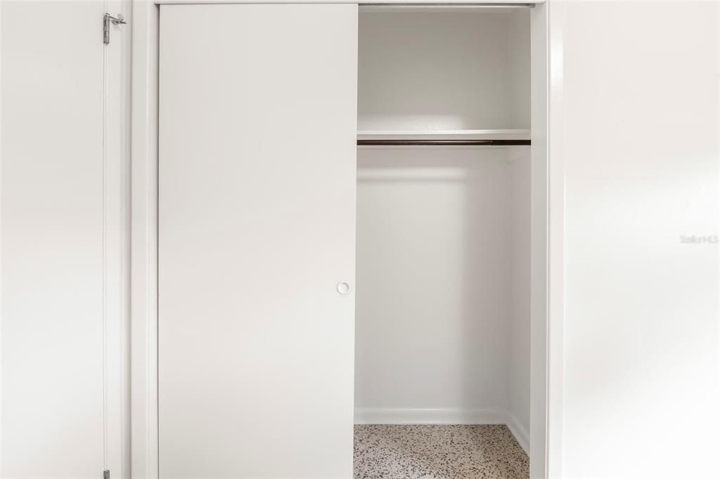 En Venta: $974,000 (4 camas, 2 baños, 2017 Pies cuadrados)