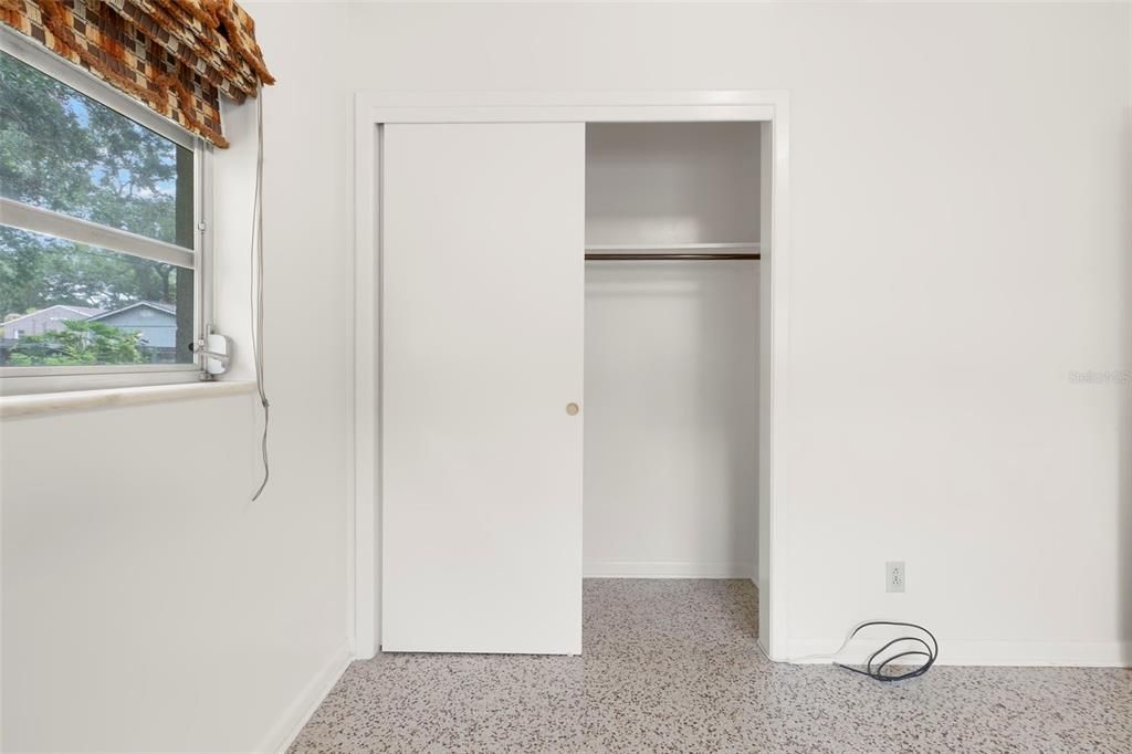 En Venta: $974,000 (4 camas, 2 baños, 2017 Pies cuadrados)