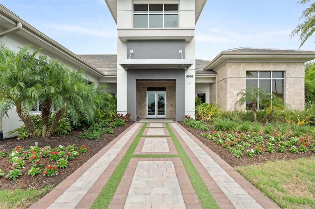 For Sale: $1,750,000 (3 beds, 3 baths, 3020 Square Feet)