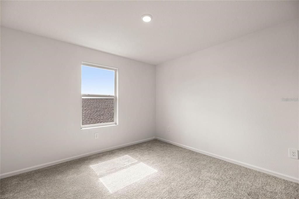For Rent: $2,495 (5 beds, 3 baths, 2449 Square Feet)