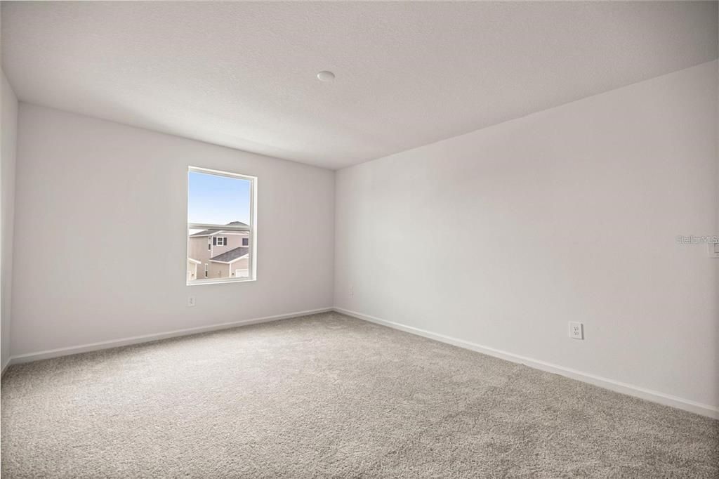 For Rent: $2,495 (5 beds, 3 baths, 2449 Square Feet)